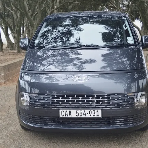 The front of the grey Hyundai Staria